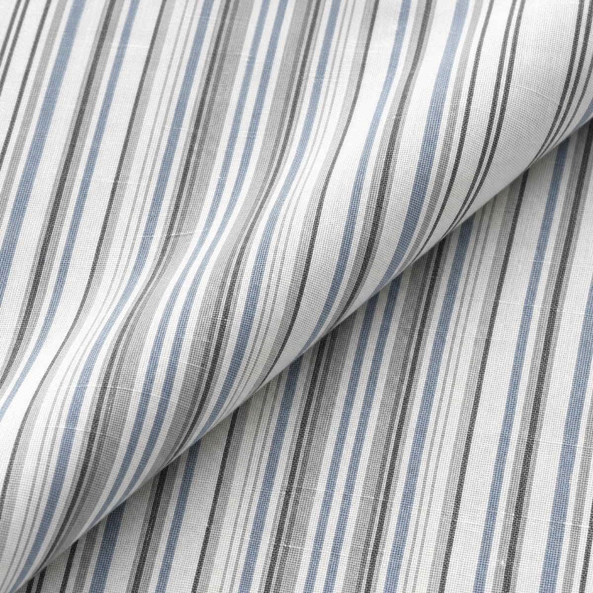 CF364/191 - S shirt fabric view 4